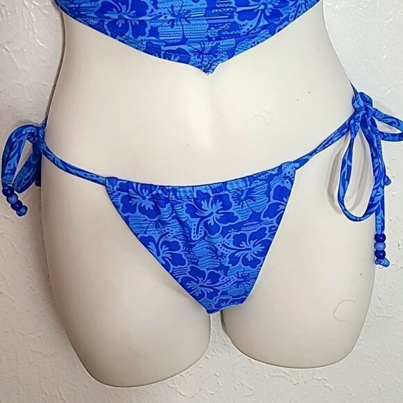 Fashion Nova Swim Bikini, Size Medium,  Light Blue, NWT - Picture 3 of 8